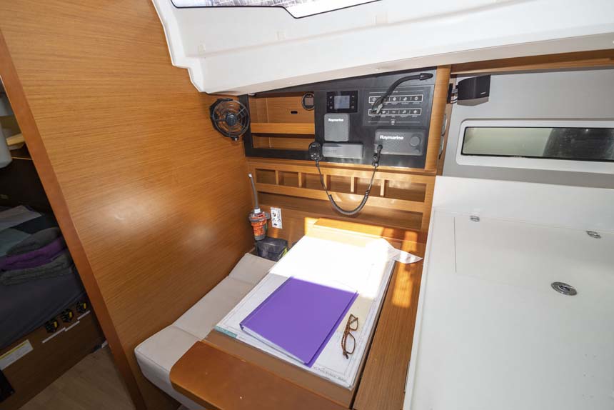Sun Odyssey 440 - 4 cab. — photo 12