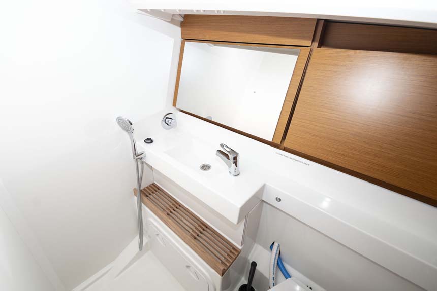 Sun Odyssey 440 - 4 cab. — photo 16