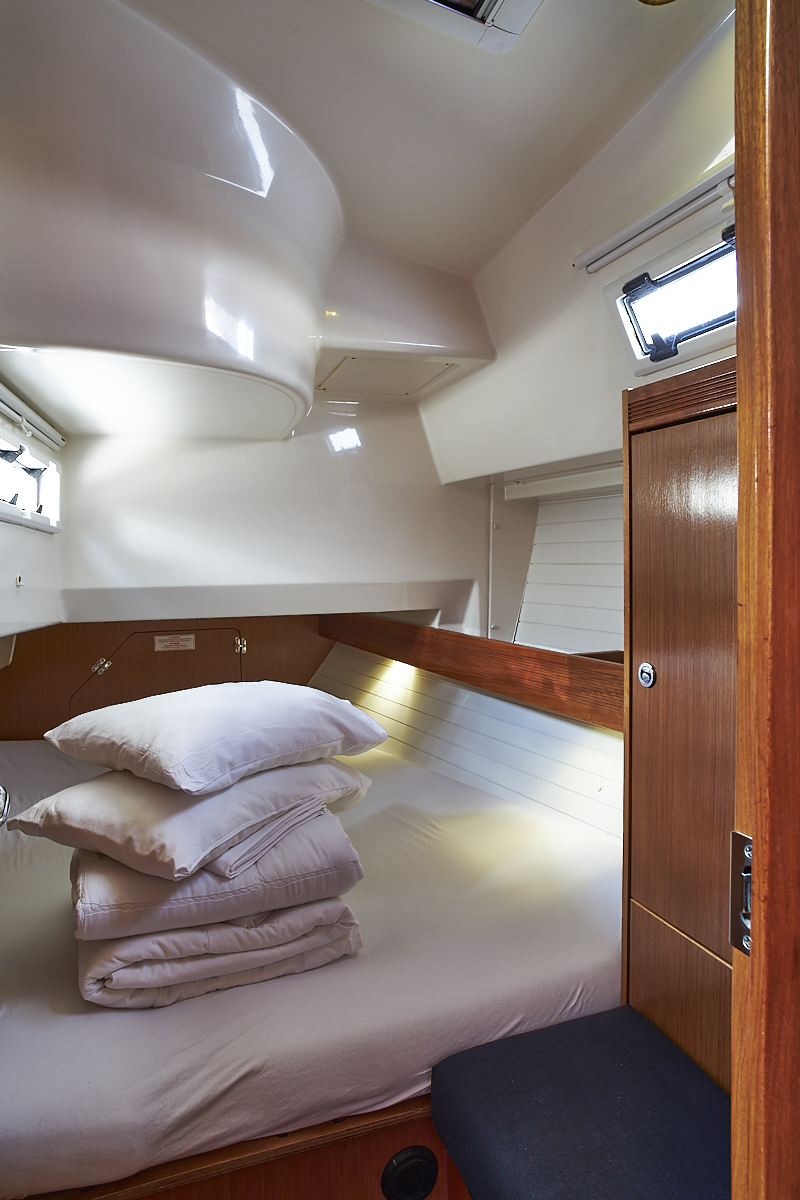 Bavaria Cruiser 36 — photo 9