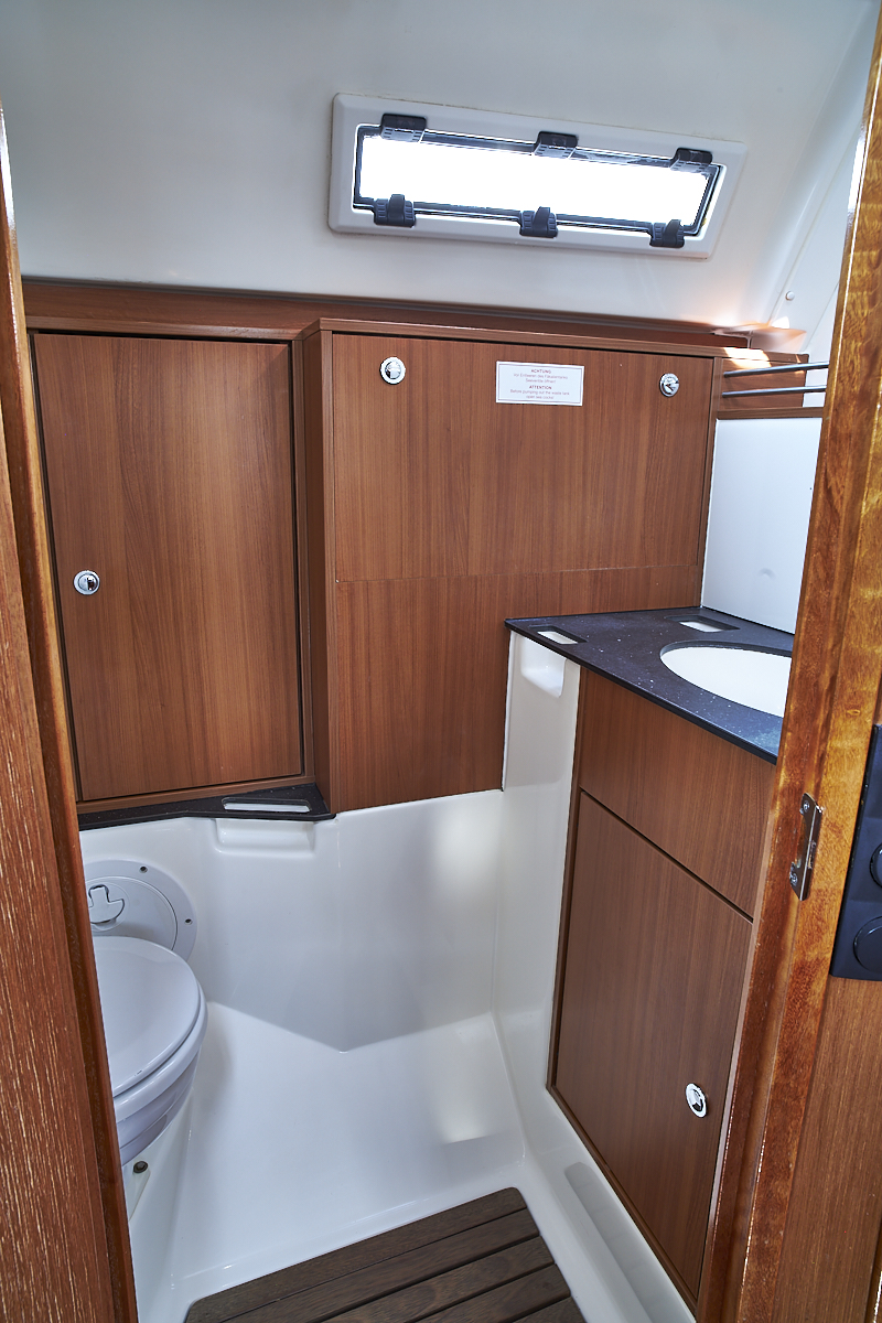 Bavaria Cruiser 36 — photo 11