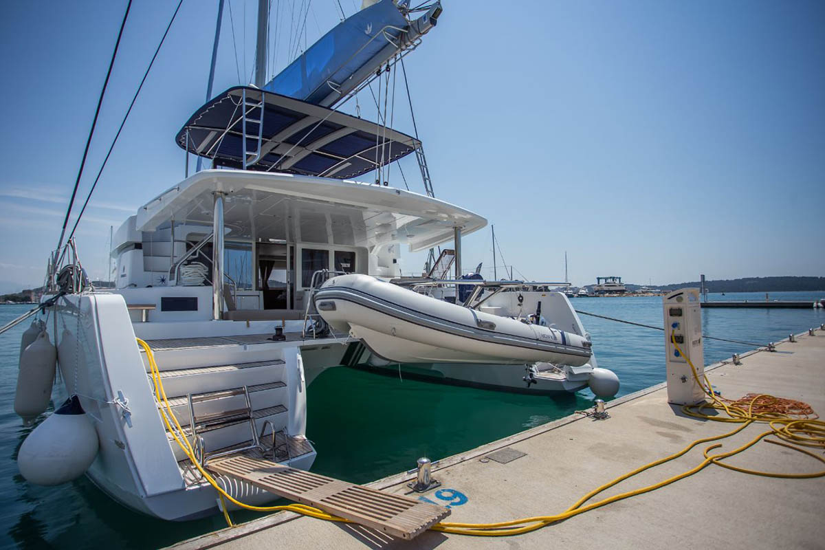 Lagoon 52 F - 6 + 2 cab. — photo 23