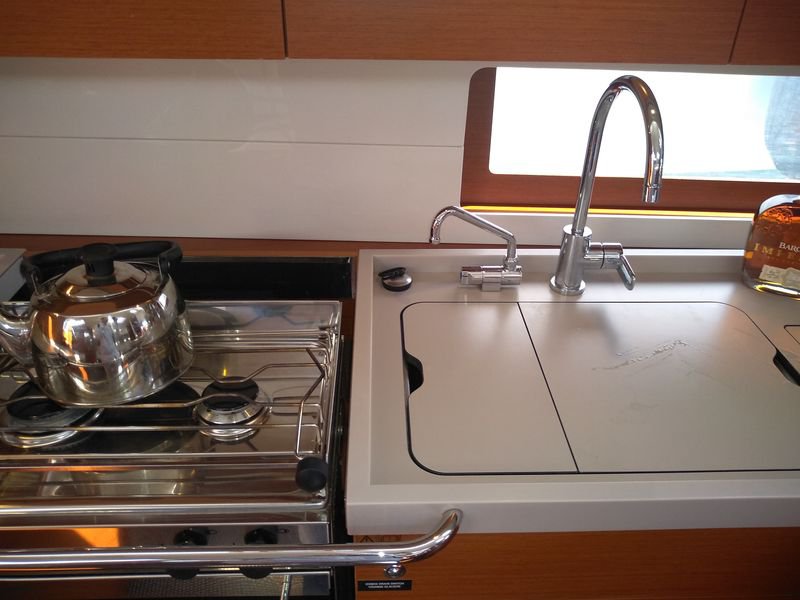 Oceanis 51.1 - 5 + 1 cab. — photo 19