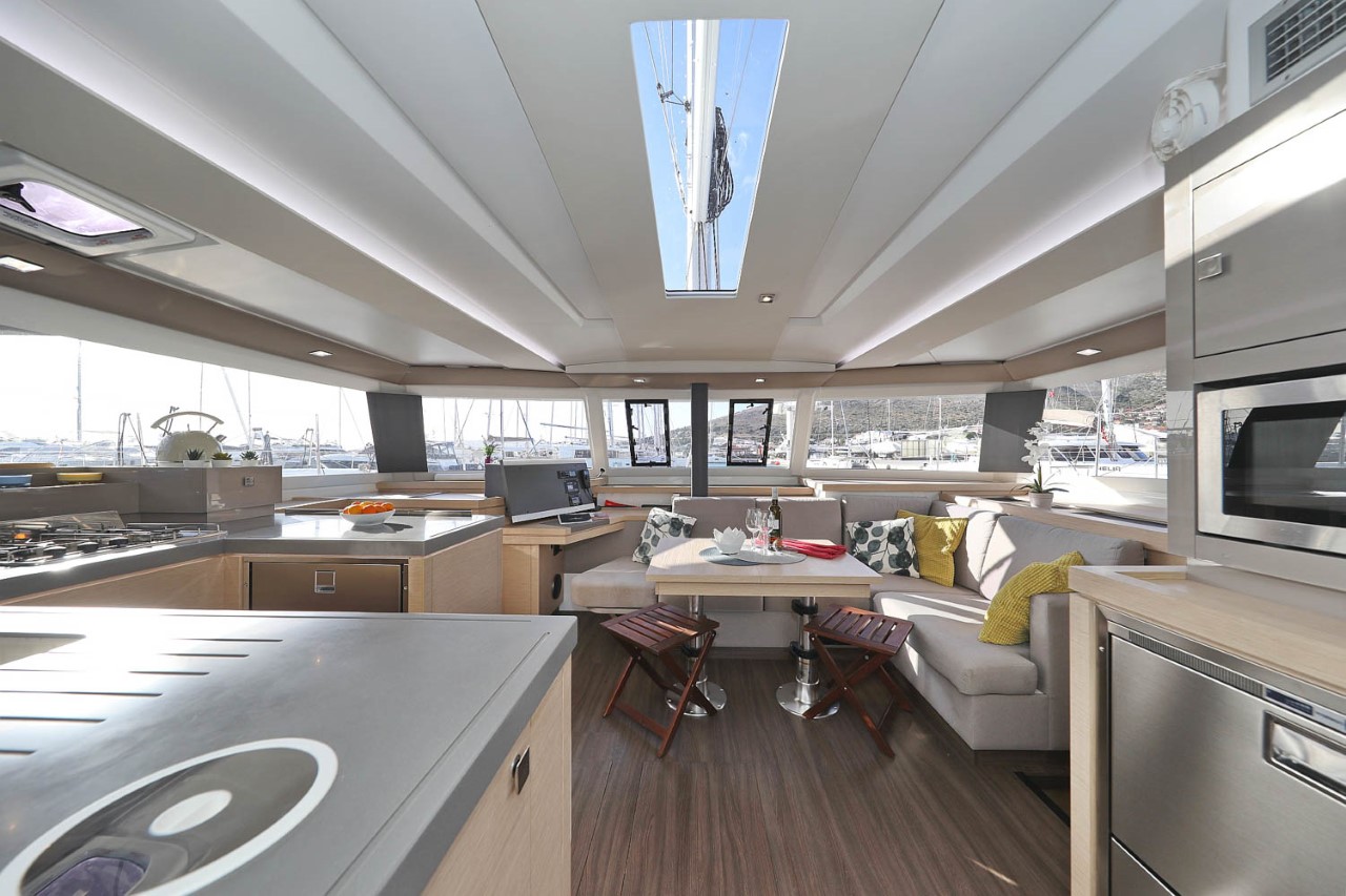 Fountaine Pajot Astrea 42 - 4 + 2 cab. — photo 14