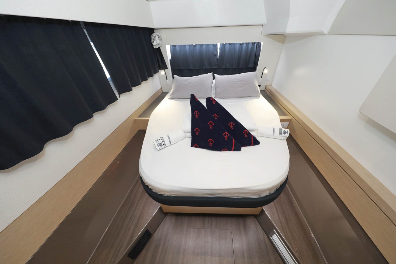 Fountaine Pajot Astrea 42 - 4 + 2 cab. — photo 17