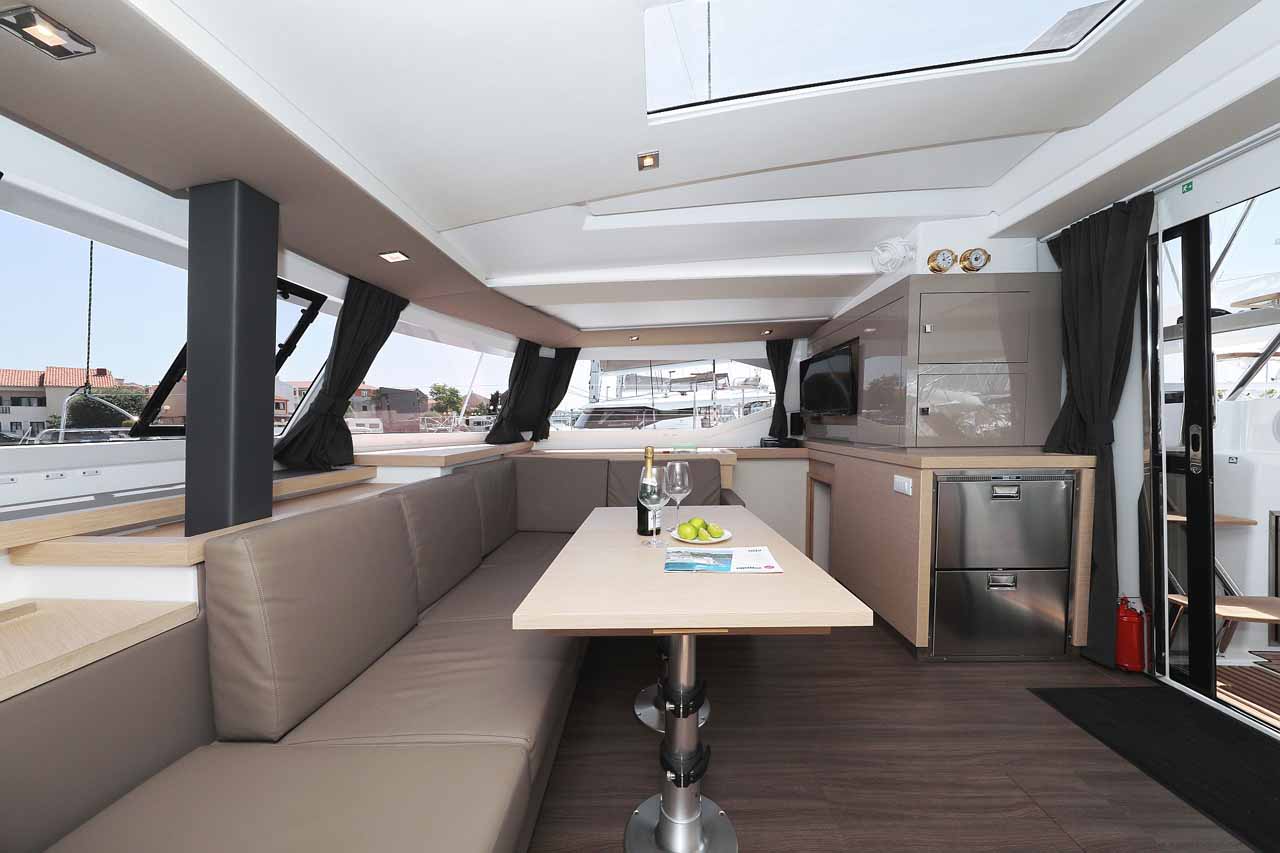 Fountaine Pajot Astrea 42 — photo 14