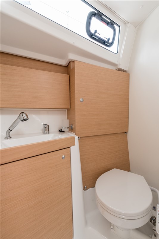 Oceanis 38.1 — photo 14