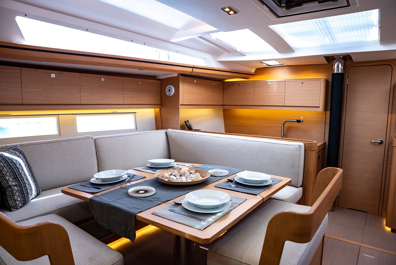 Dufour 520 GL — photo 4