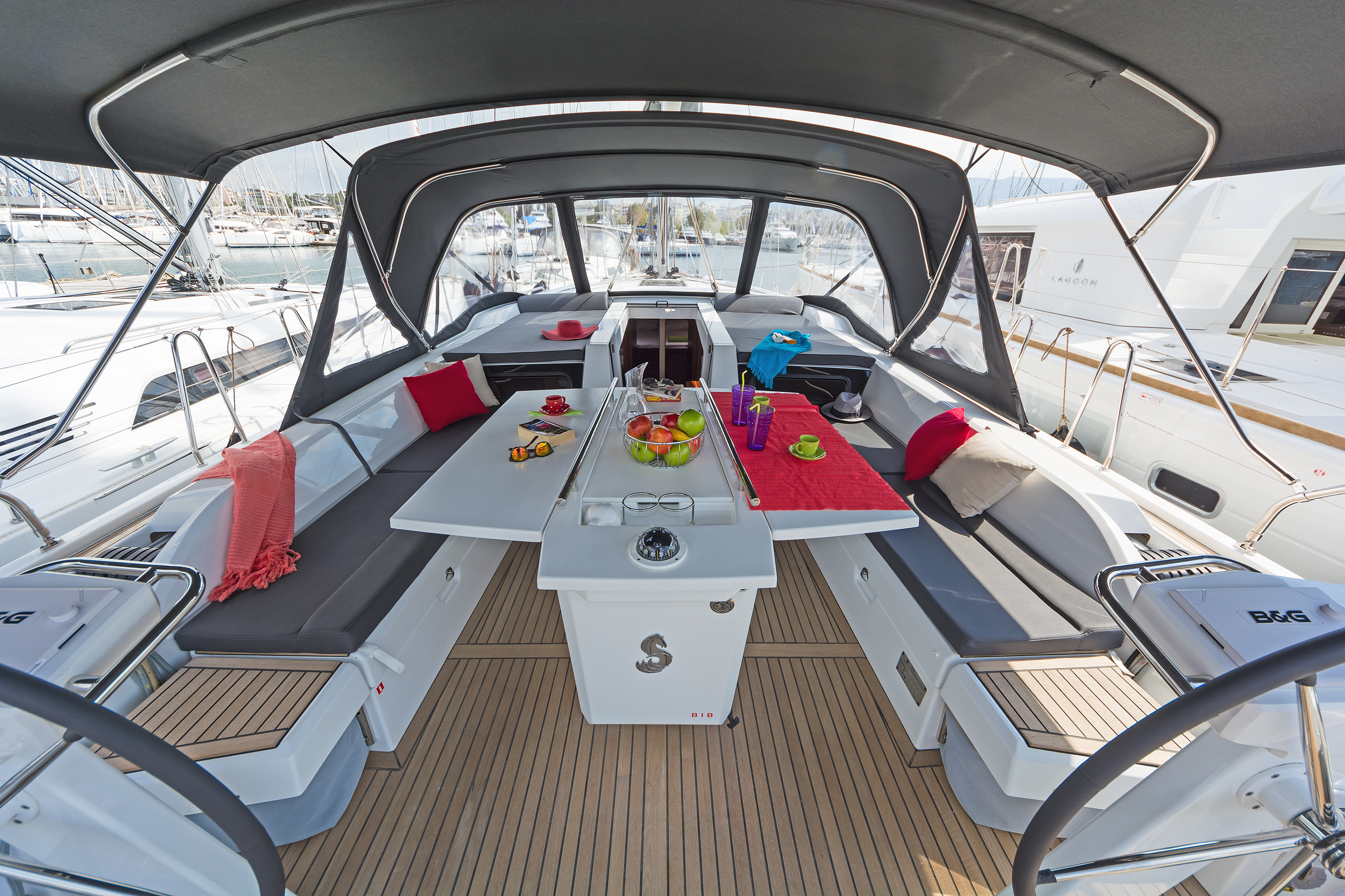 Oceanis 51.1 - 5 + 1 cab. — photo 11