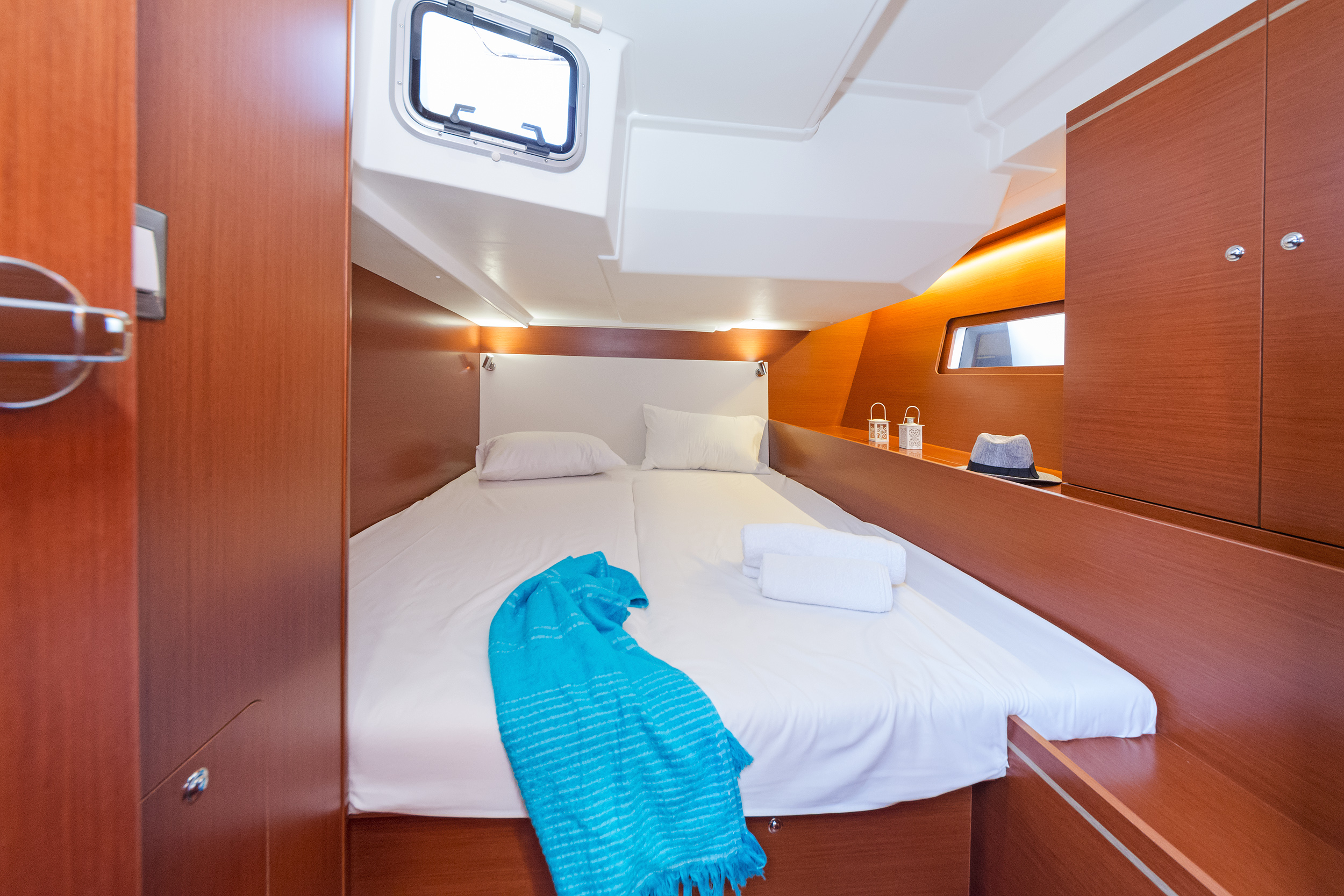 Oceanis 51.1 - 5 + 1 cab. — photo 18