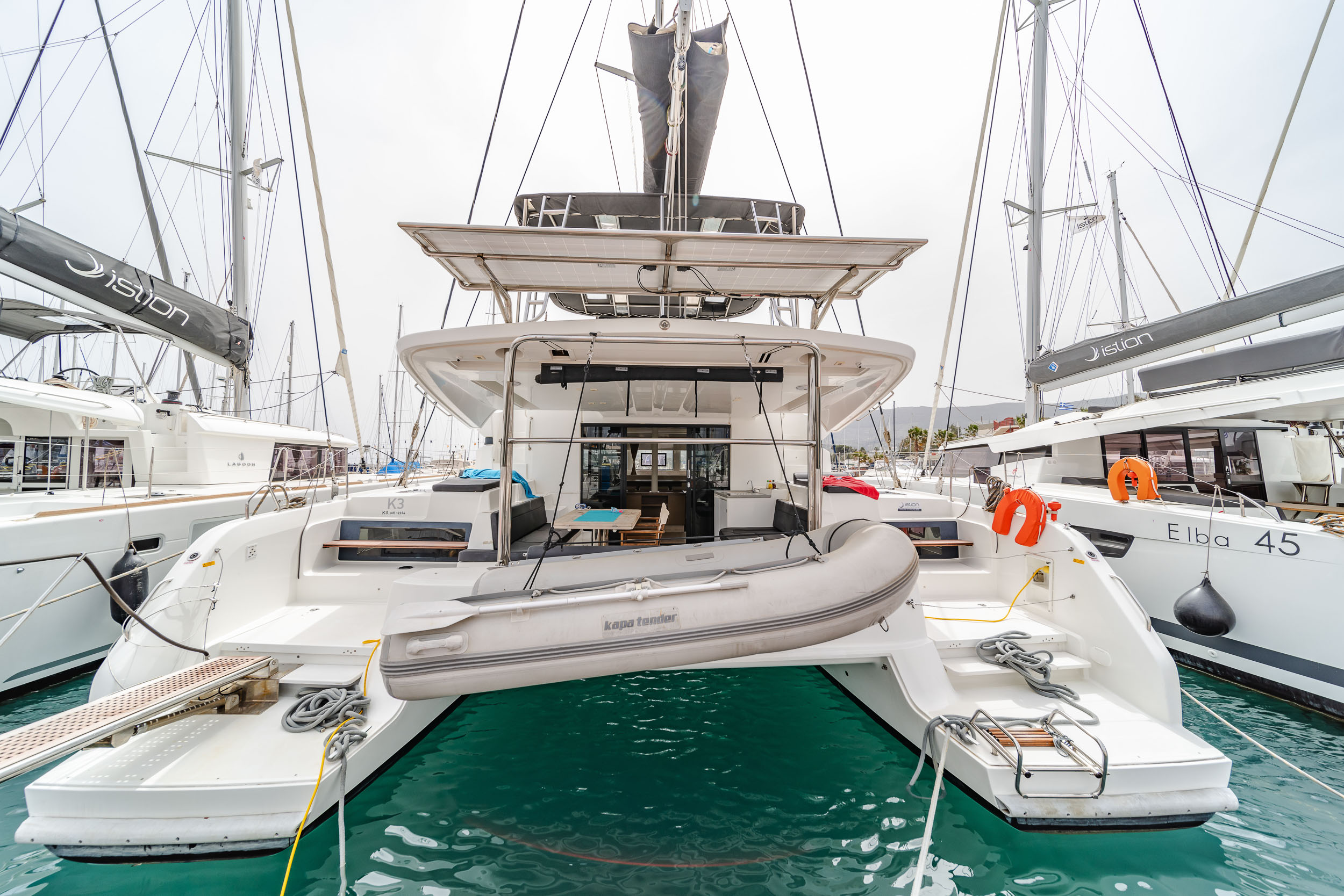 Lagoon 50 - 6 + 2 cab. — photo 17
