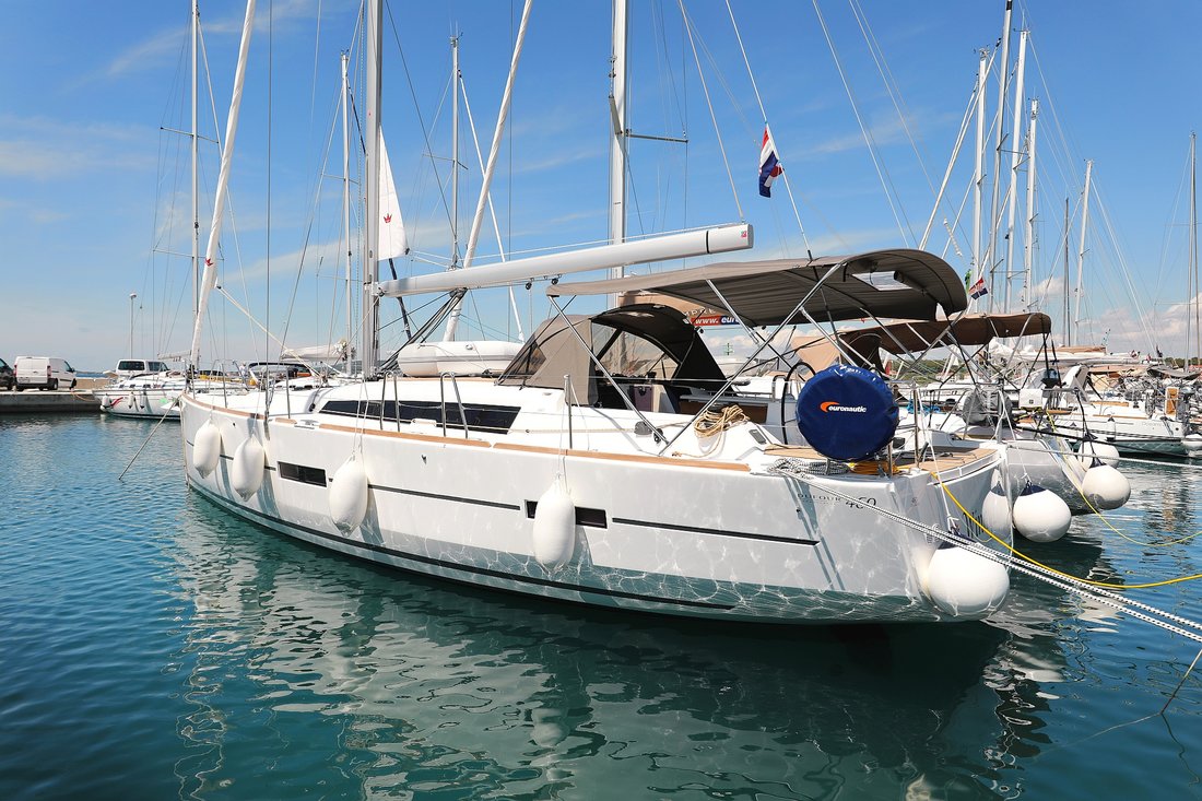 Dufour 460 GL - 5 cab. — photo 1