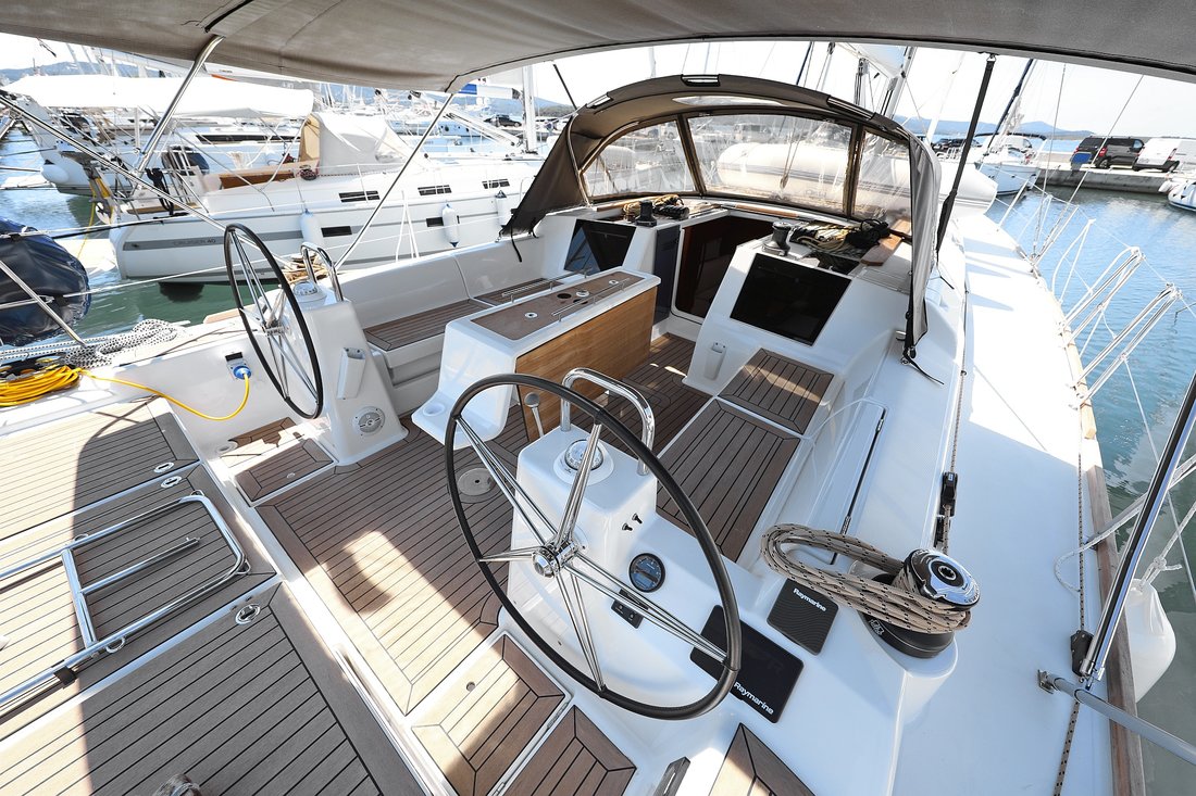 Dufour 460 GL - 5 cab. — photo 5
