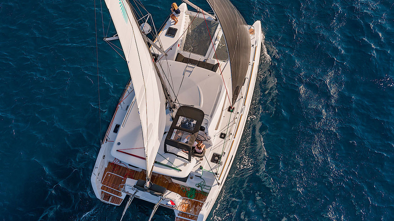 Lagoon 40 - 4 + 1 cab. — photo 11
