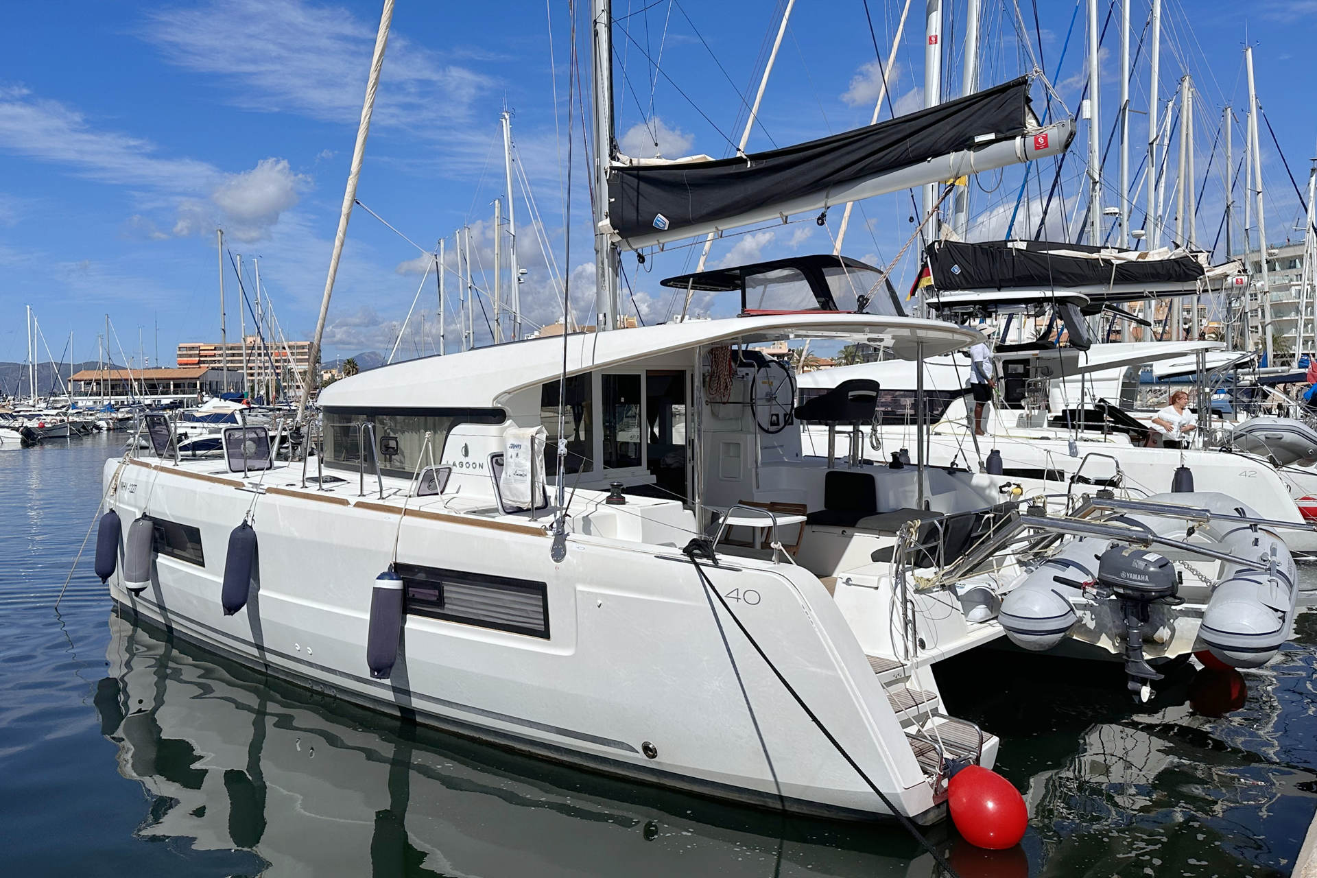 Lagoon 40 - 4 + 1 cab. — photo 13