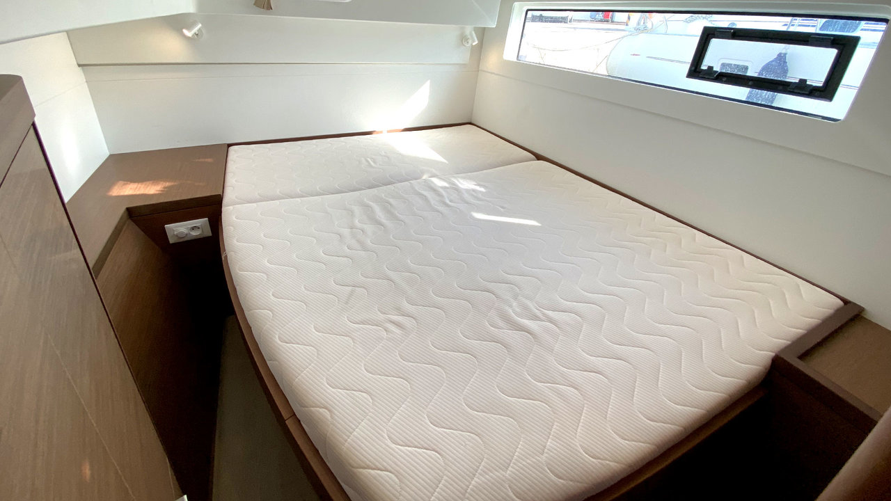 Lagoon 40 - 4 + 1 cab. — photo 23