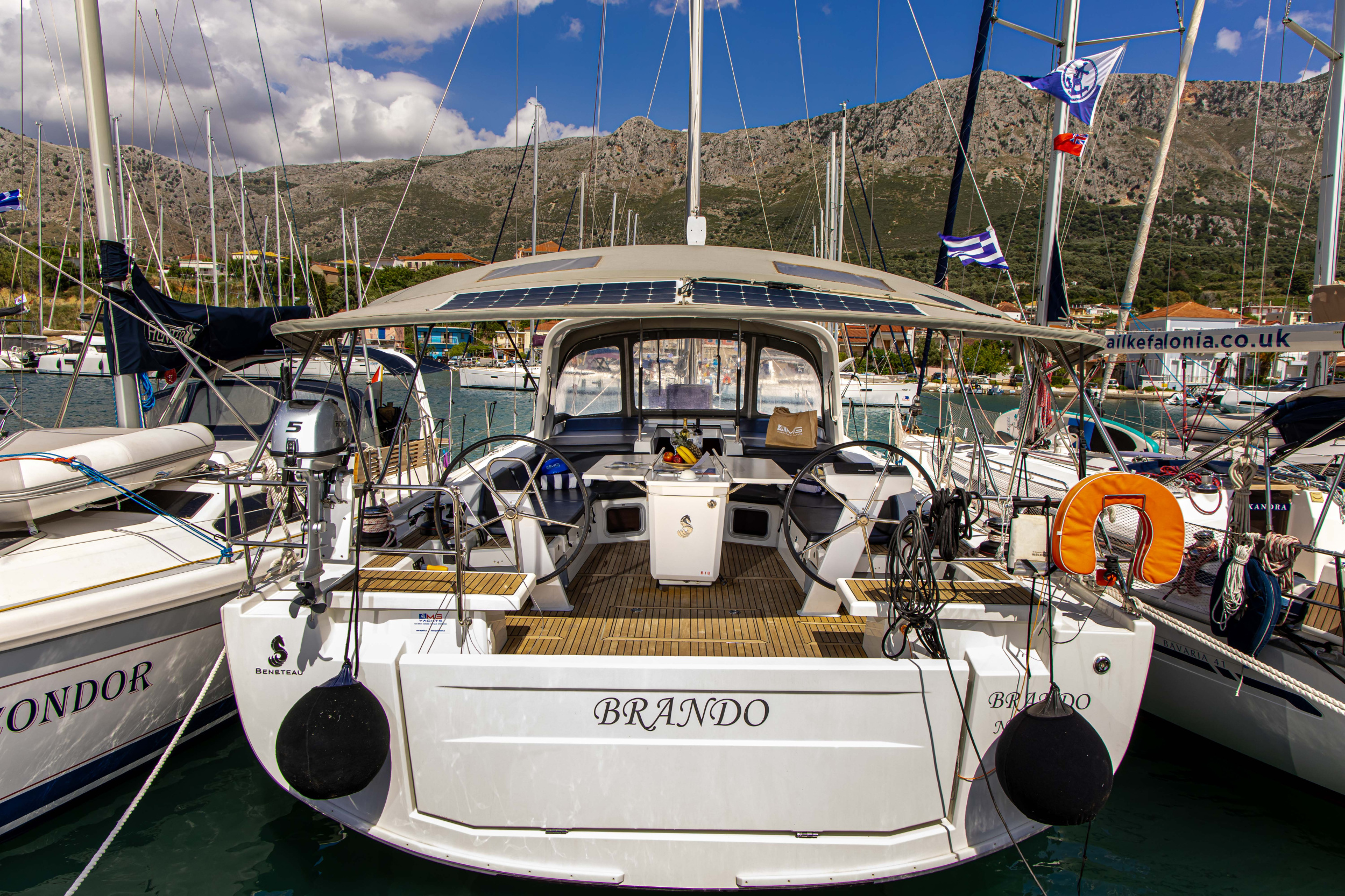 Oceanis 51.1 - 5 + 1 cab. — photo 7