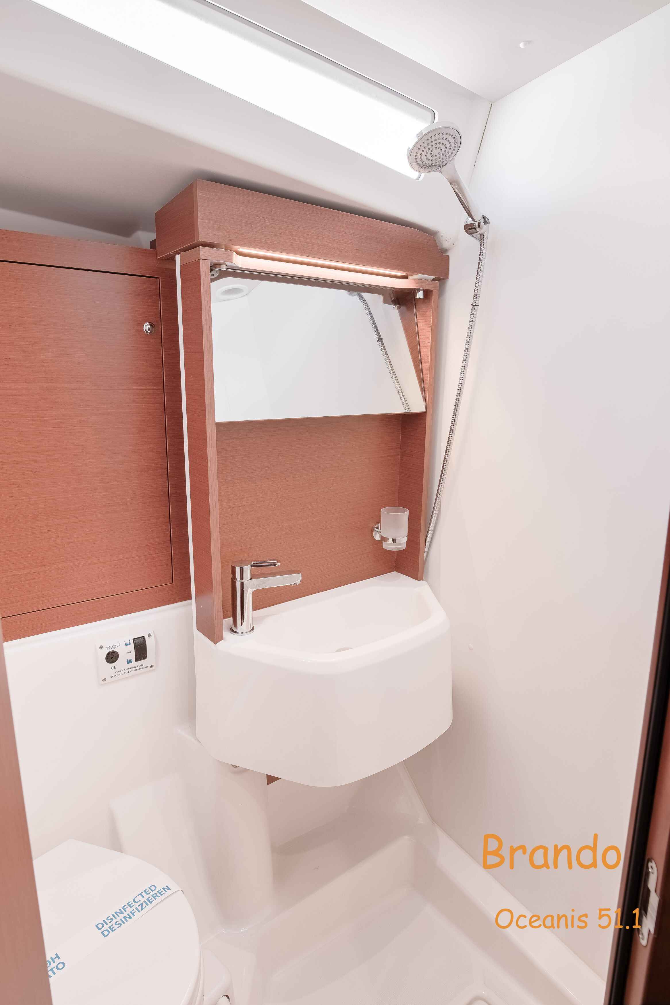Oceanis 51.1 - 5 + 1 cab. — photo 25