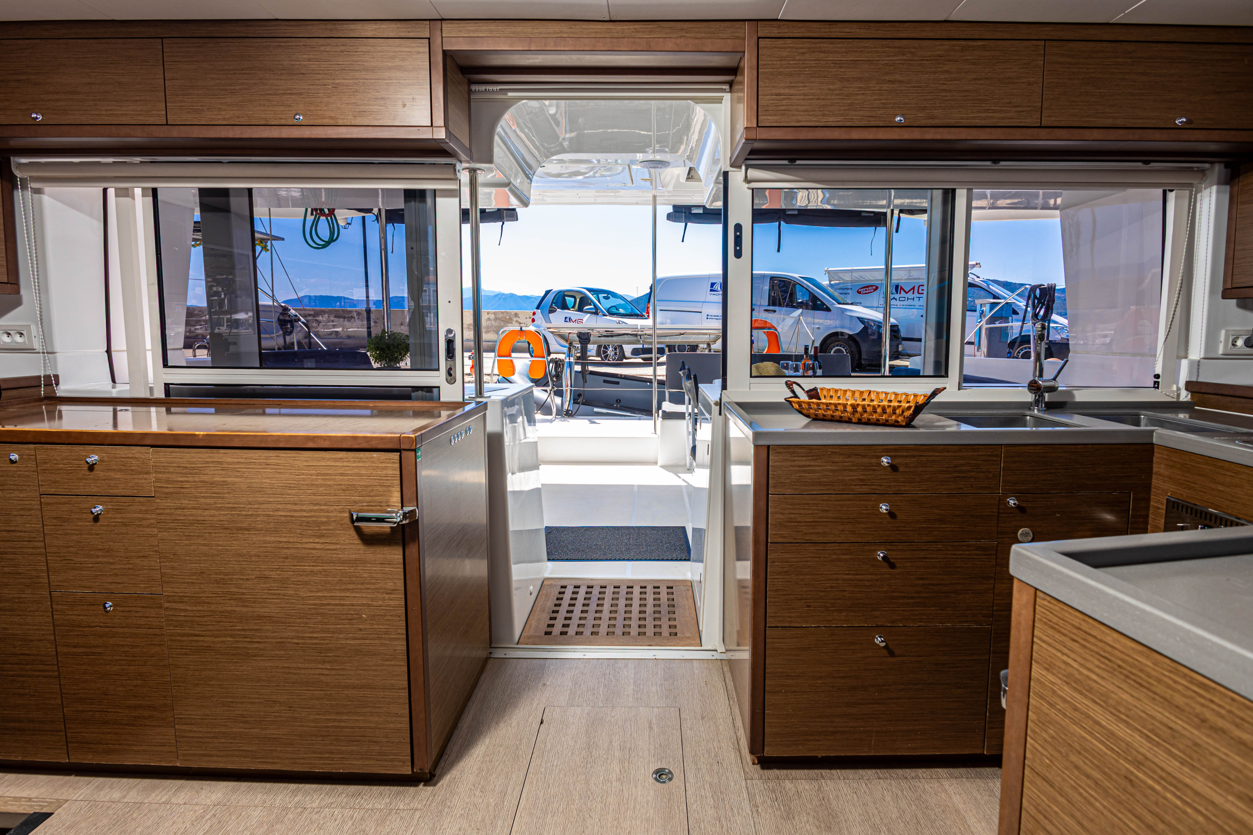 Lagoon 450 F - 4 + 2 cab. — photo 19