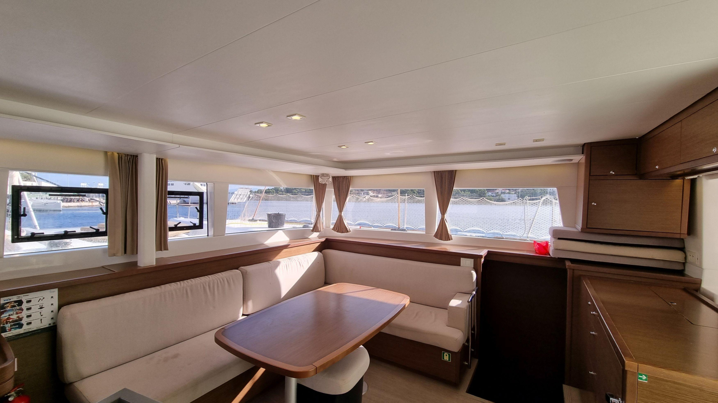 Lagoon 450 F - 4 + 2 cab. — photo 15