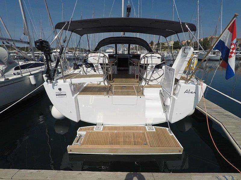 Hanse 508 - 5 + 1 cab. — photo 4