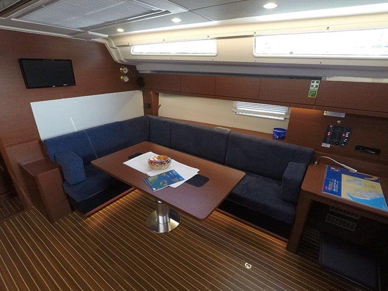 Hanse 508 - 5 + 1 cab. — photo 17