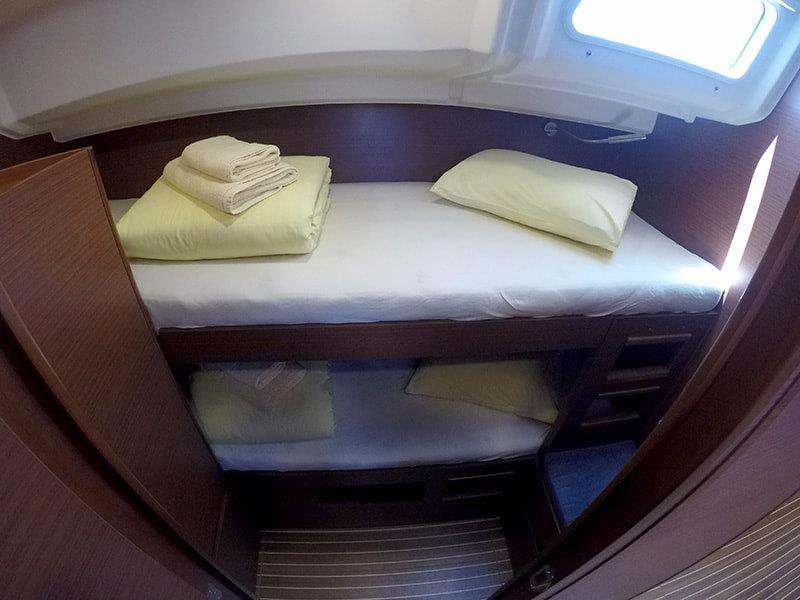 Hanse 508 - 5 + 1 cab. — photo 24