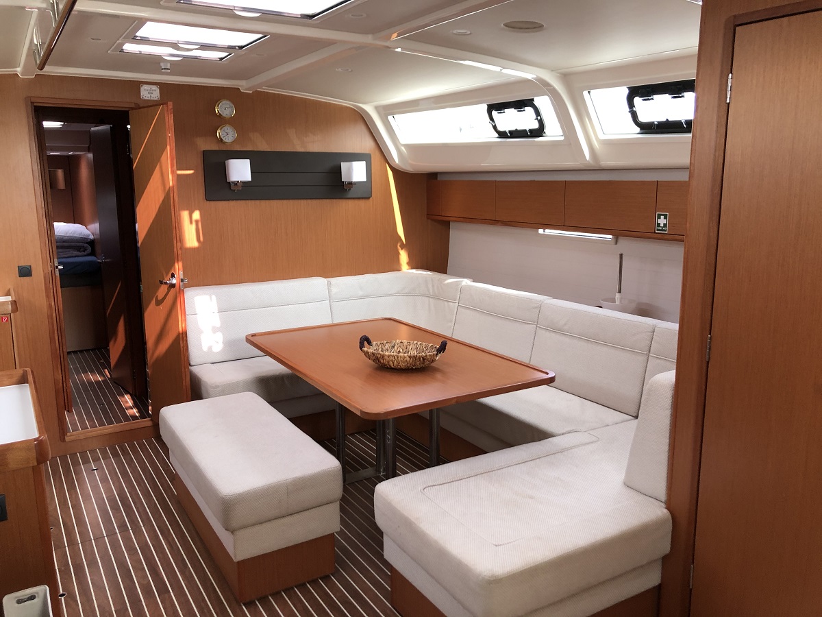 Bavaria Cruiser 51 — photo 13