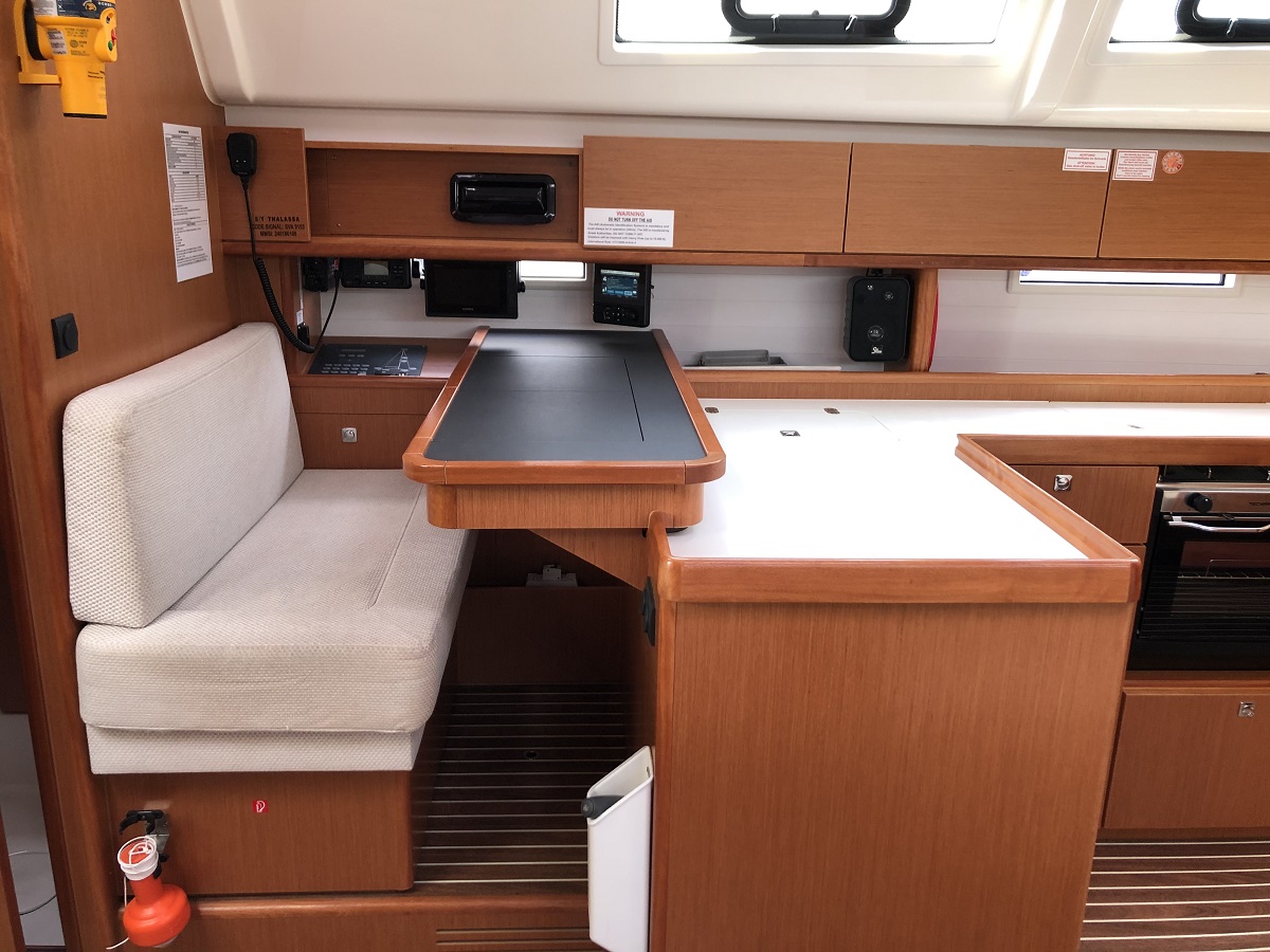 Bavaria Cruiser 51 — photo 16