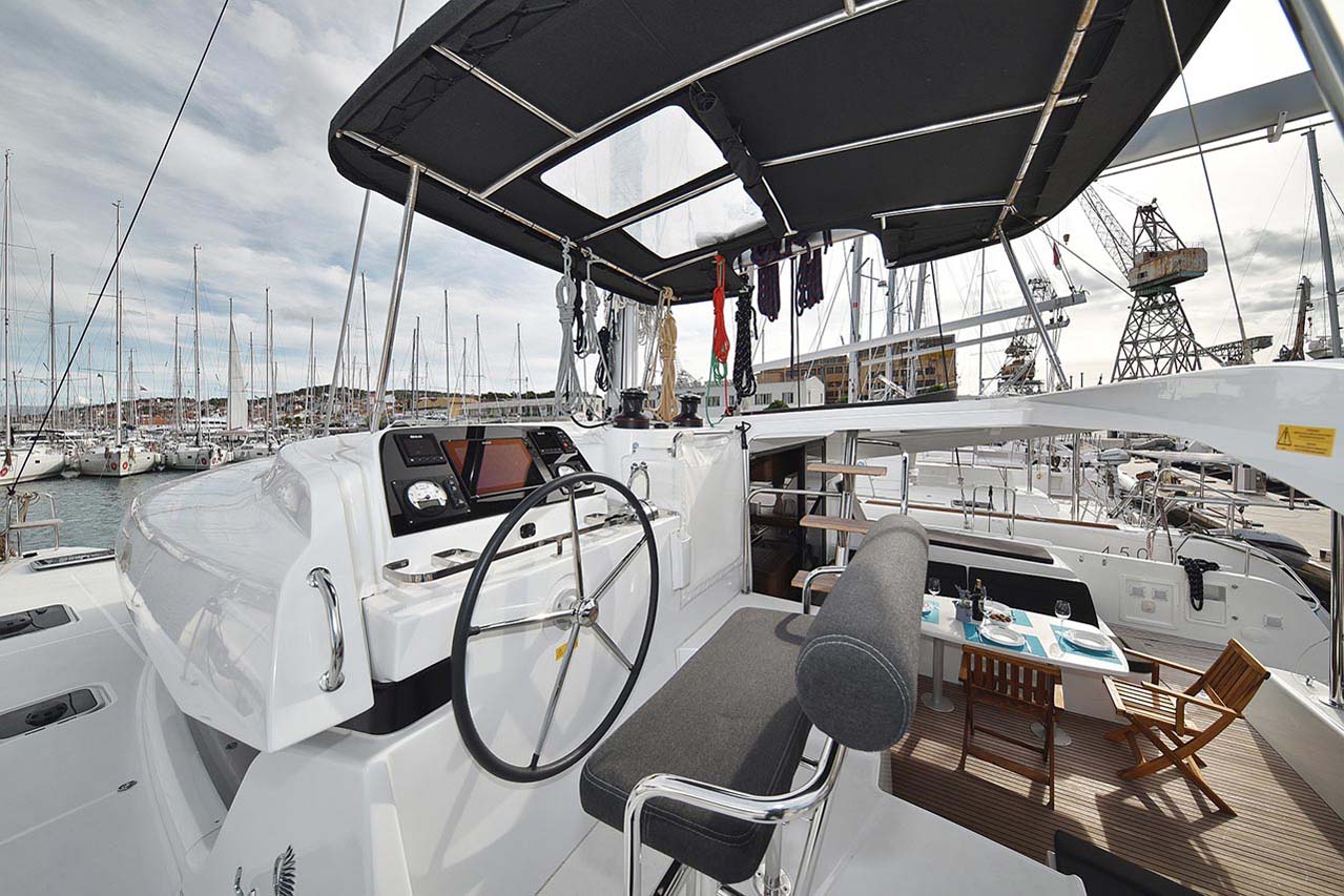 Lagoon 42 - 4 + 2 cab. — photo 6