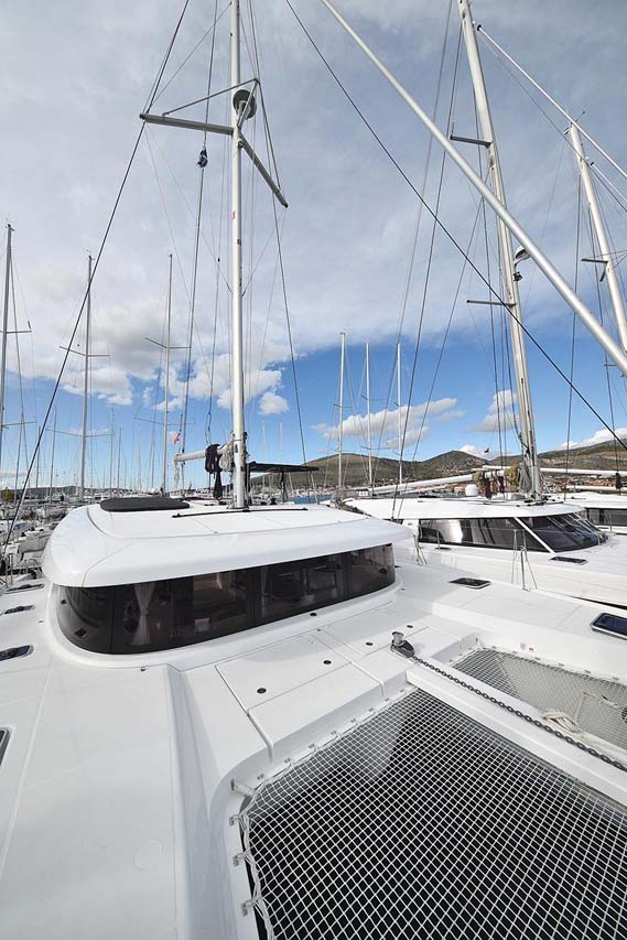 Lagoon 42 - 4 + 2 cab. — photo 8