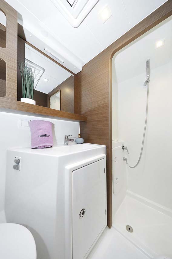 Lagoon 42 - 4 + 2 cab. — photo 22