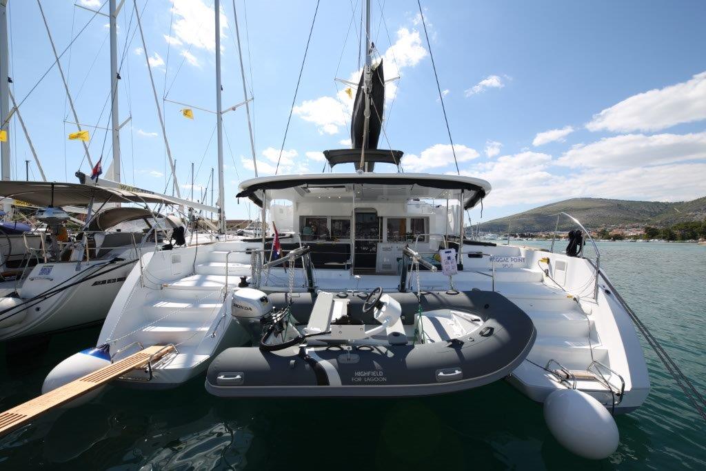 Lagoon 450 - 4 + 2 cab. — photo 1