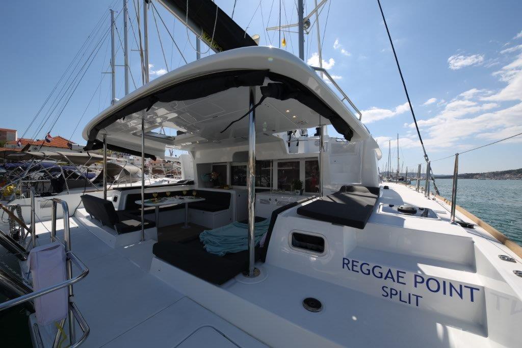 Lagoon 450 - 4 + 2 cab. — photo 6