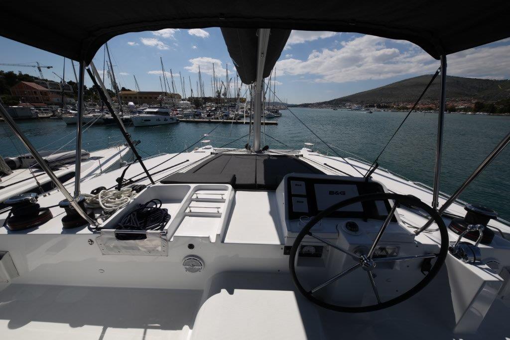 Lagoon 450 - 4 + 2 cab. — photo 9