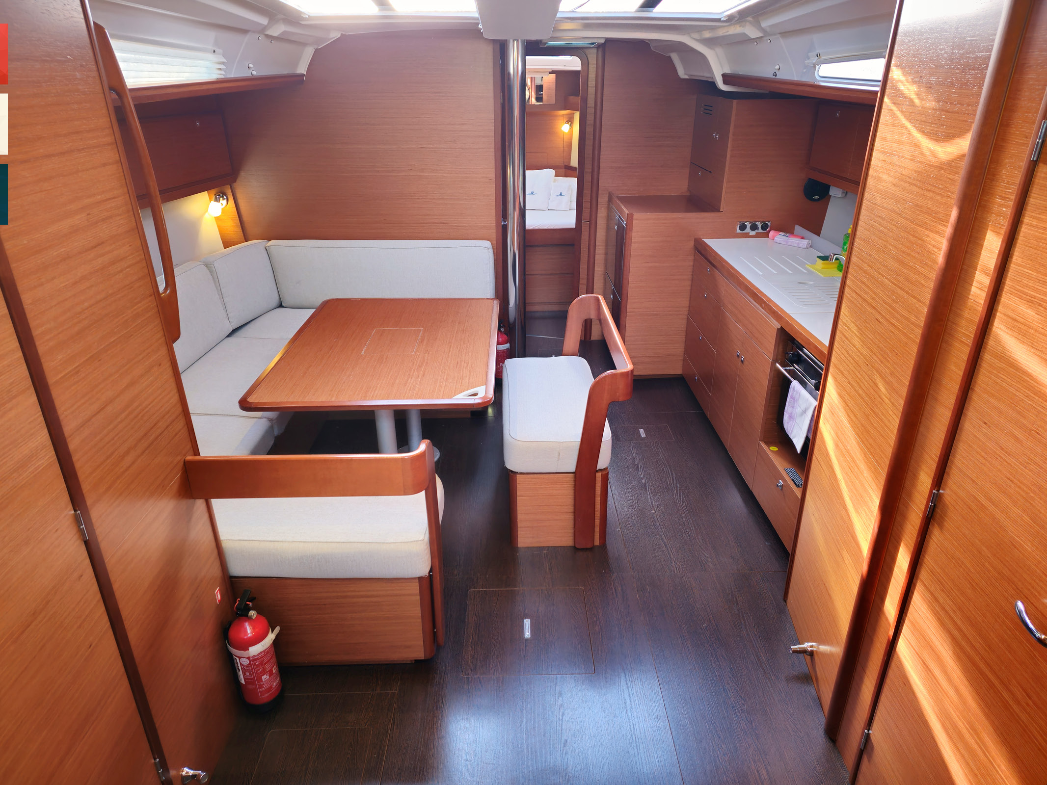 Dufour 430 GL — photo 12
