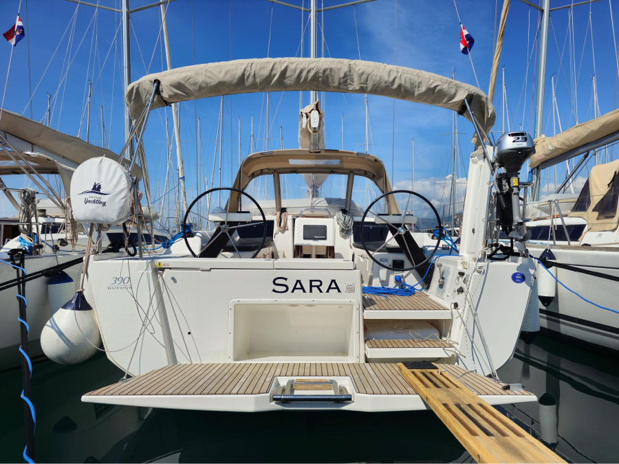 Photo #1 - Dufour 390 GL (Sara) en Marina - 44749