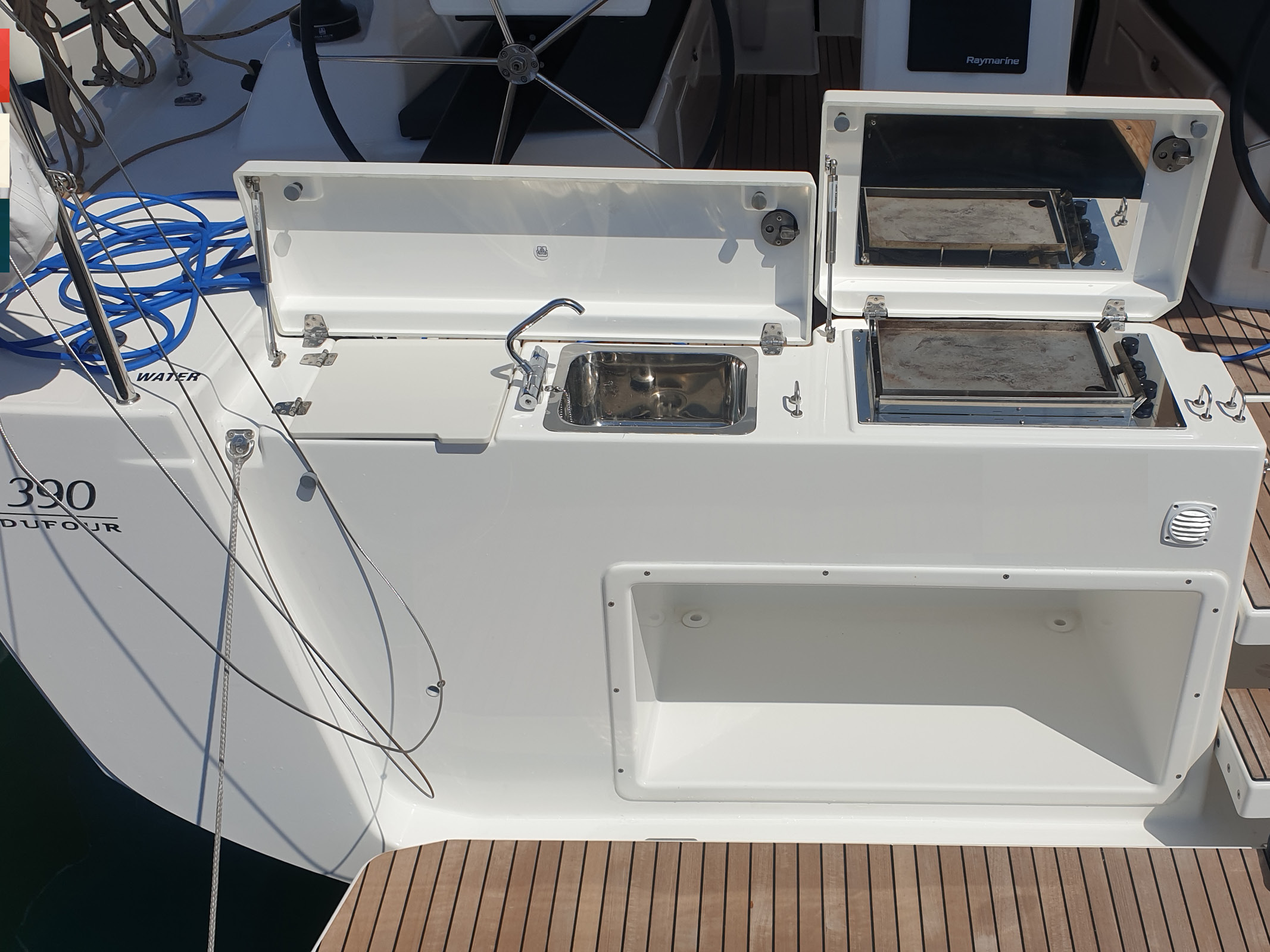 Dufour 390 GL — photo 28