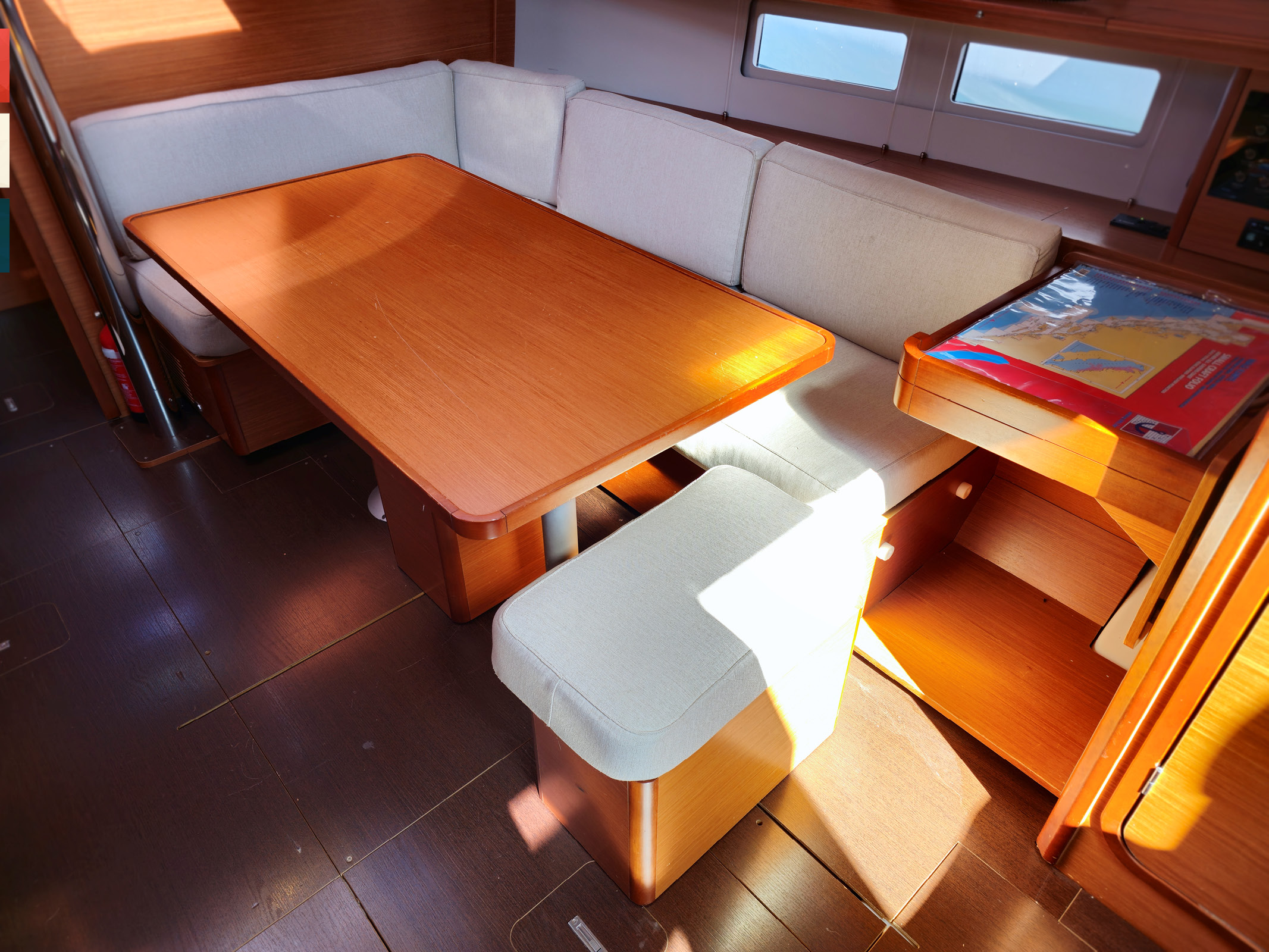 Dufour 390 GL — photo 16