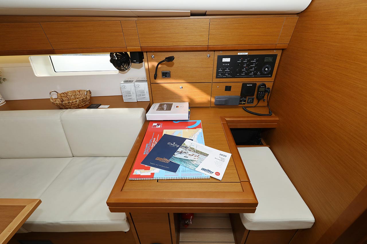 Jeanneau 54 - 5 + 1 cab. — photo 41