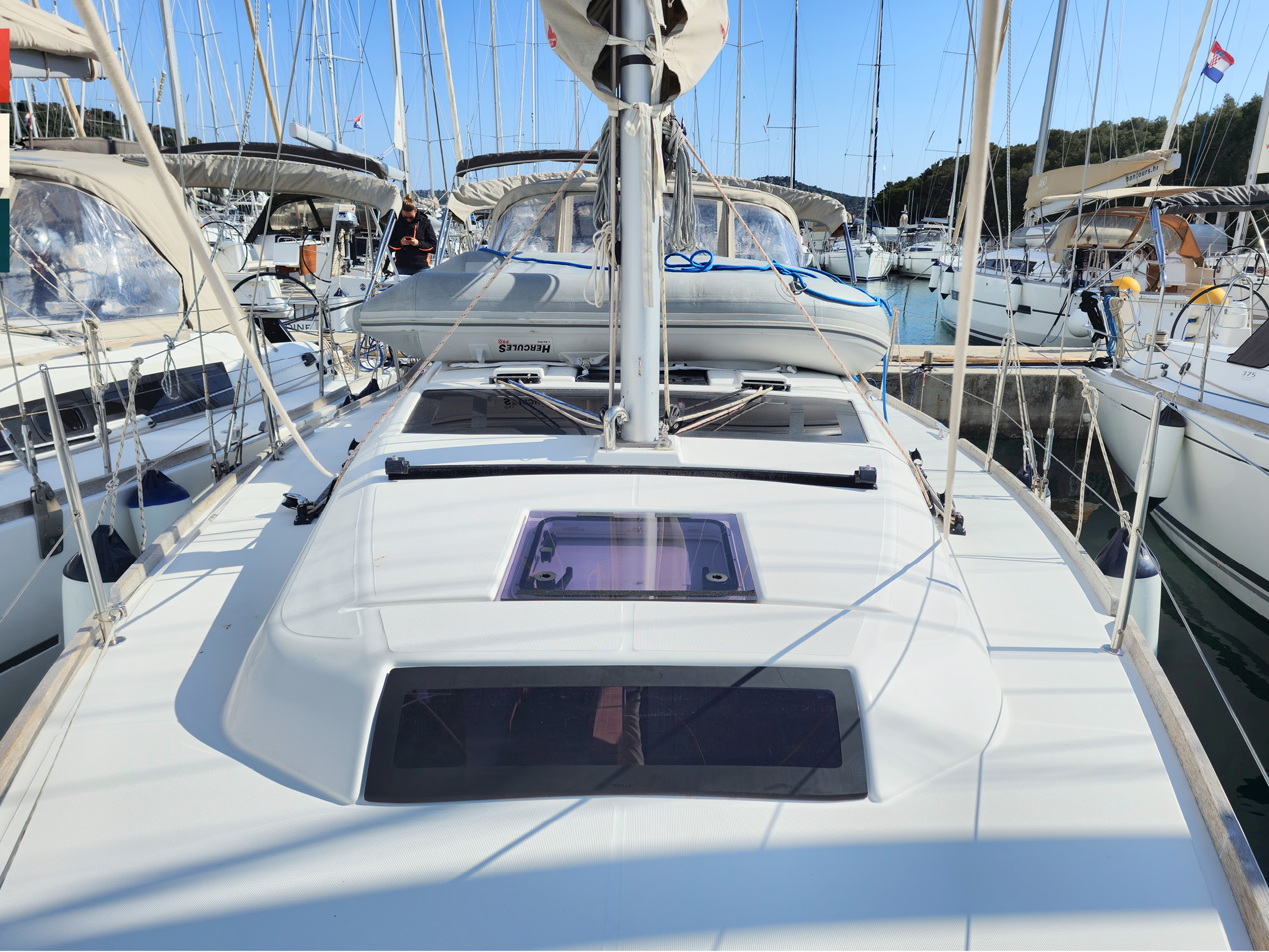Dufour 360 GL — photo 11