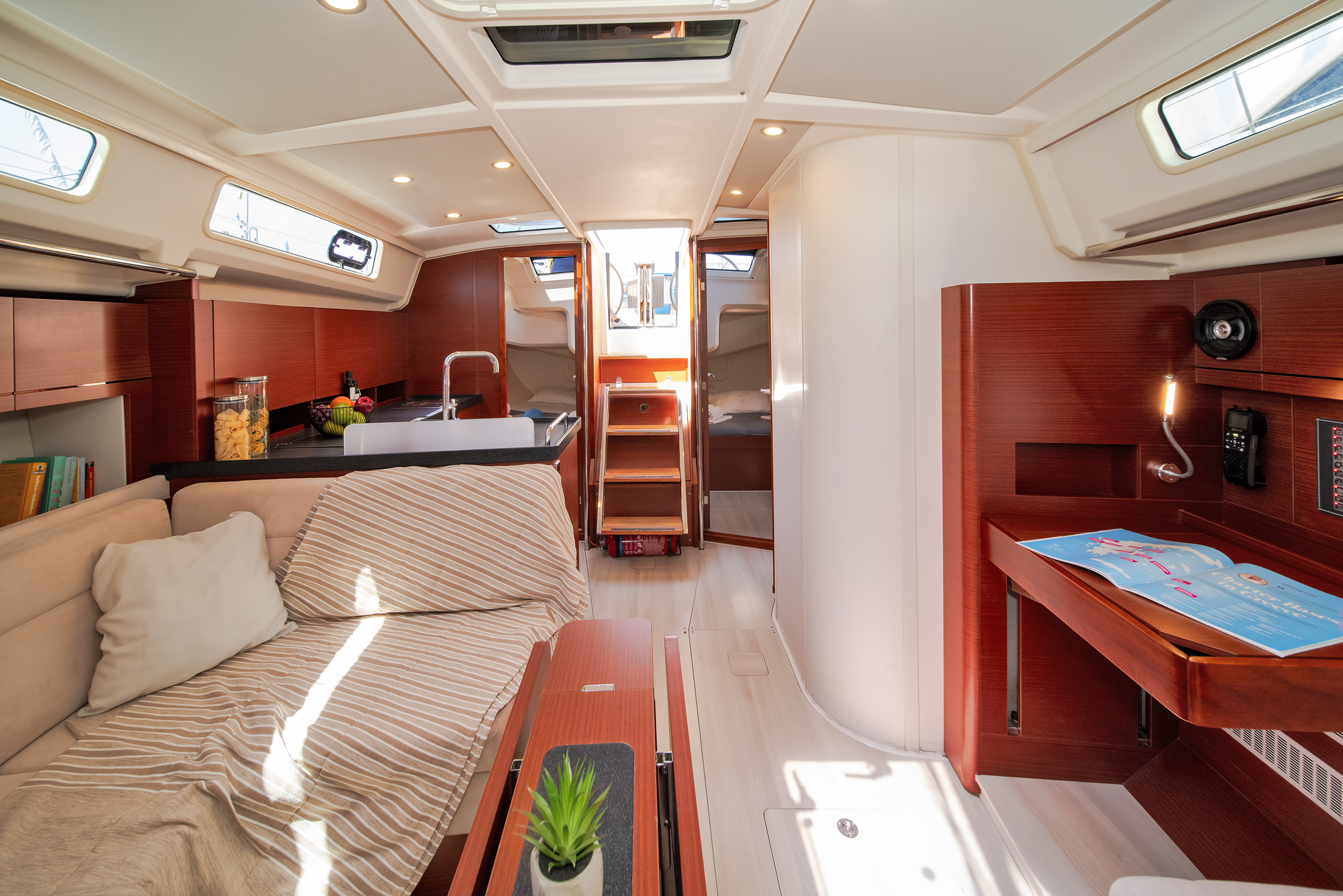 Hanse 418 - 3 cab. — photo 28