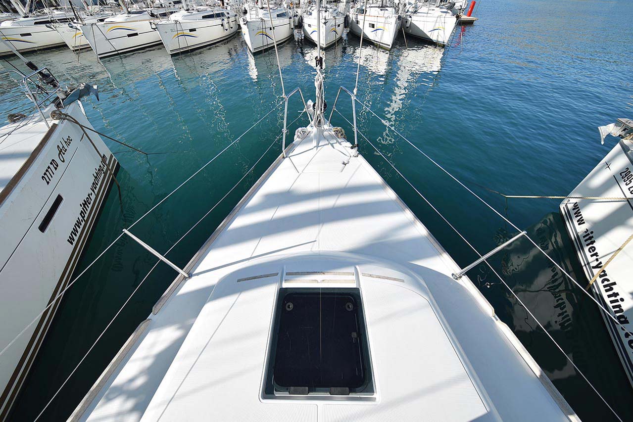 Dufour 382 GL — photo 4