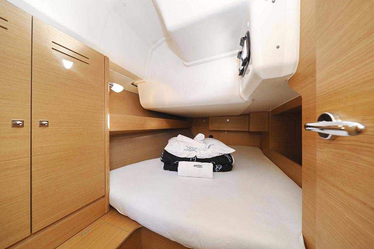 Dufour 382 GL — photo 14