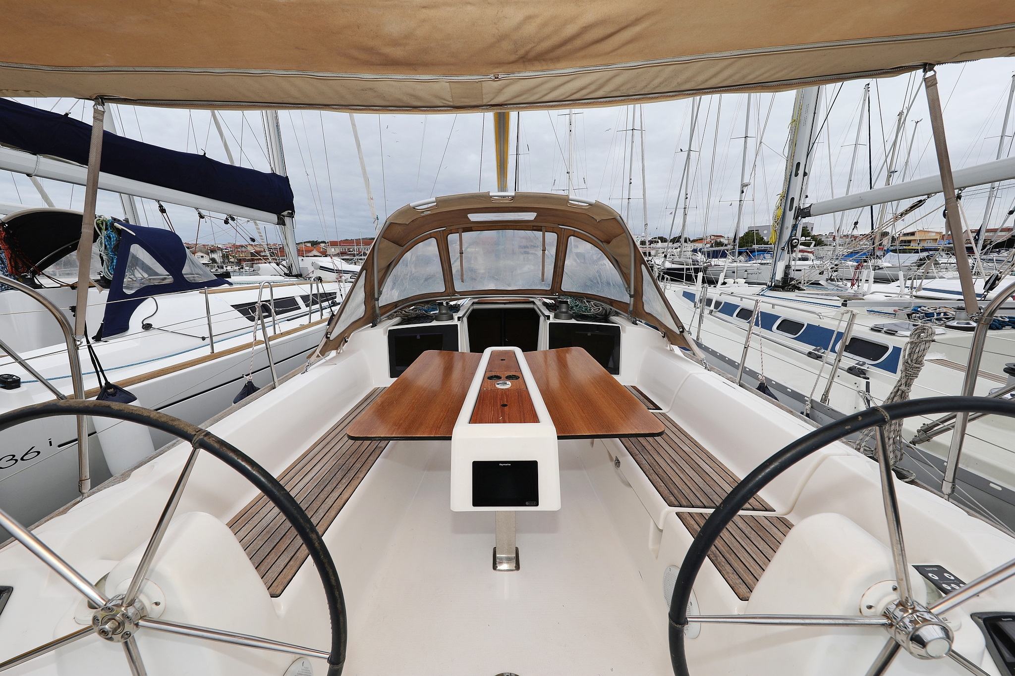 Dufour 350 GL — photo 5