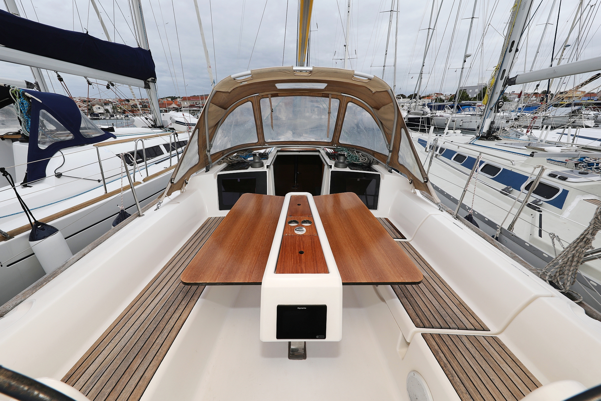 Dufour 350 GL — photo 6