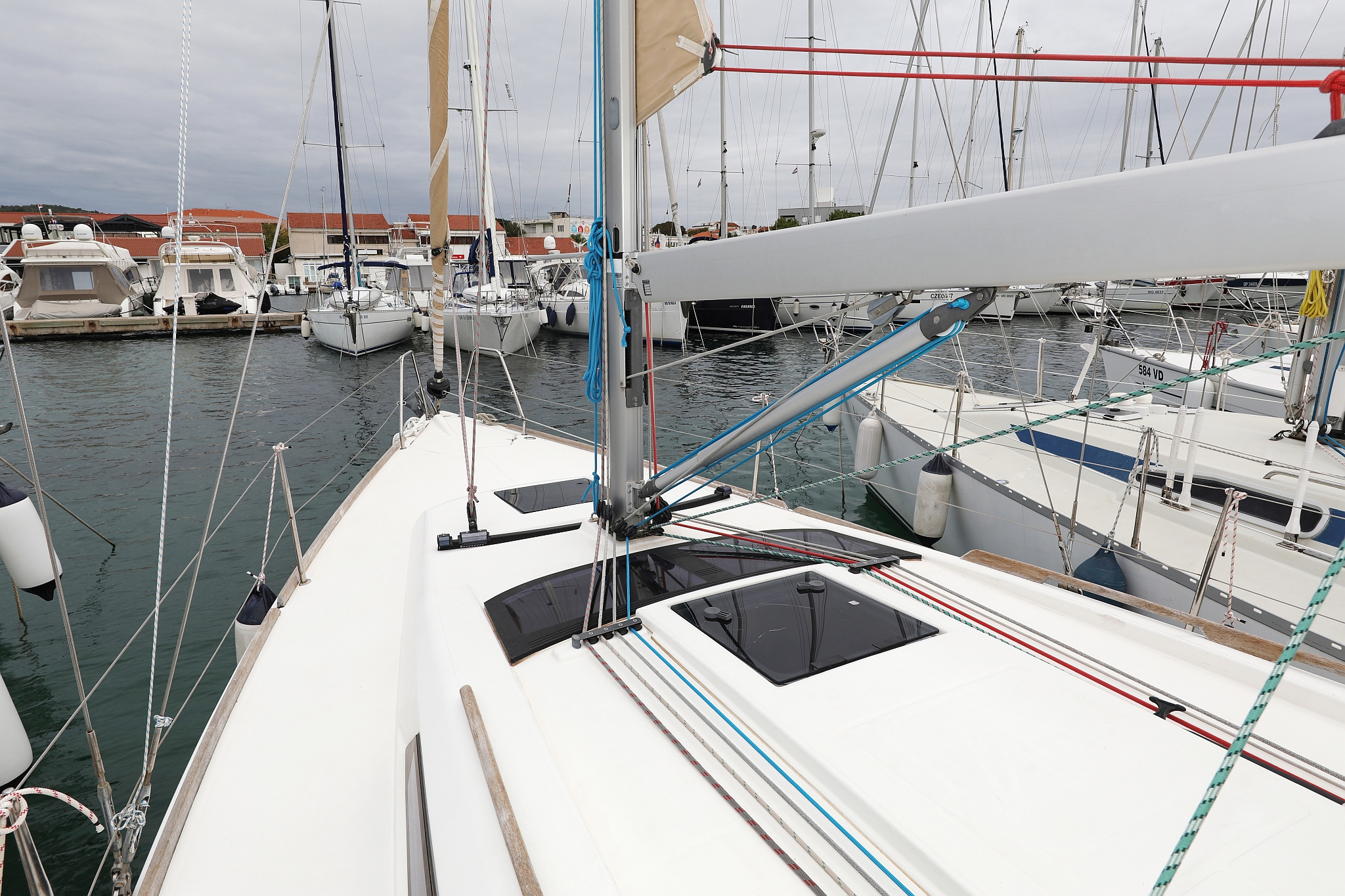 Dufour 350 GL — photo 10