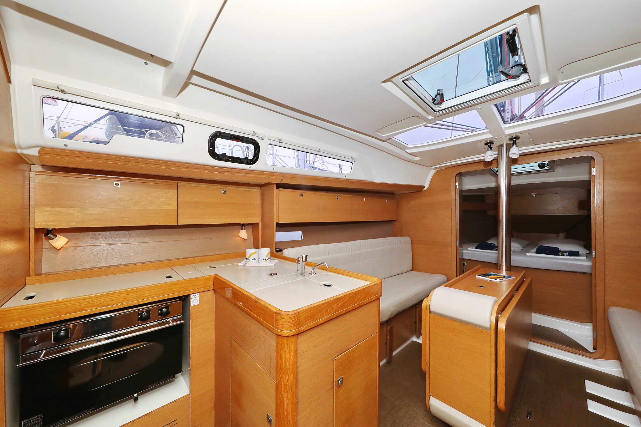 Dufour 350 GL — photo 13