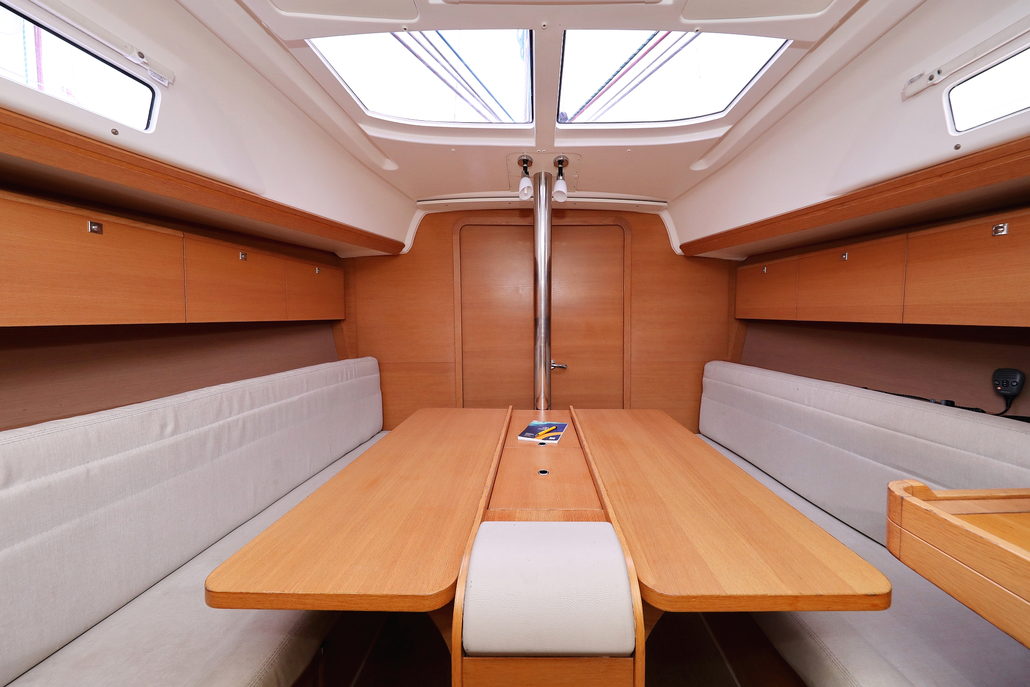 Dufour 350 GL — photo 19