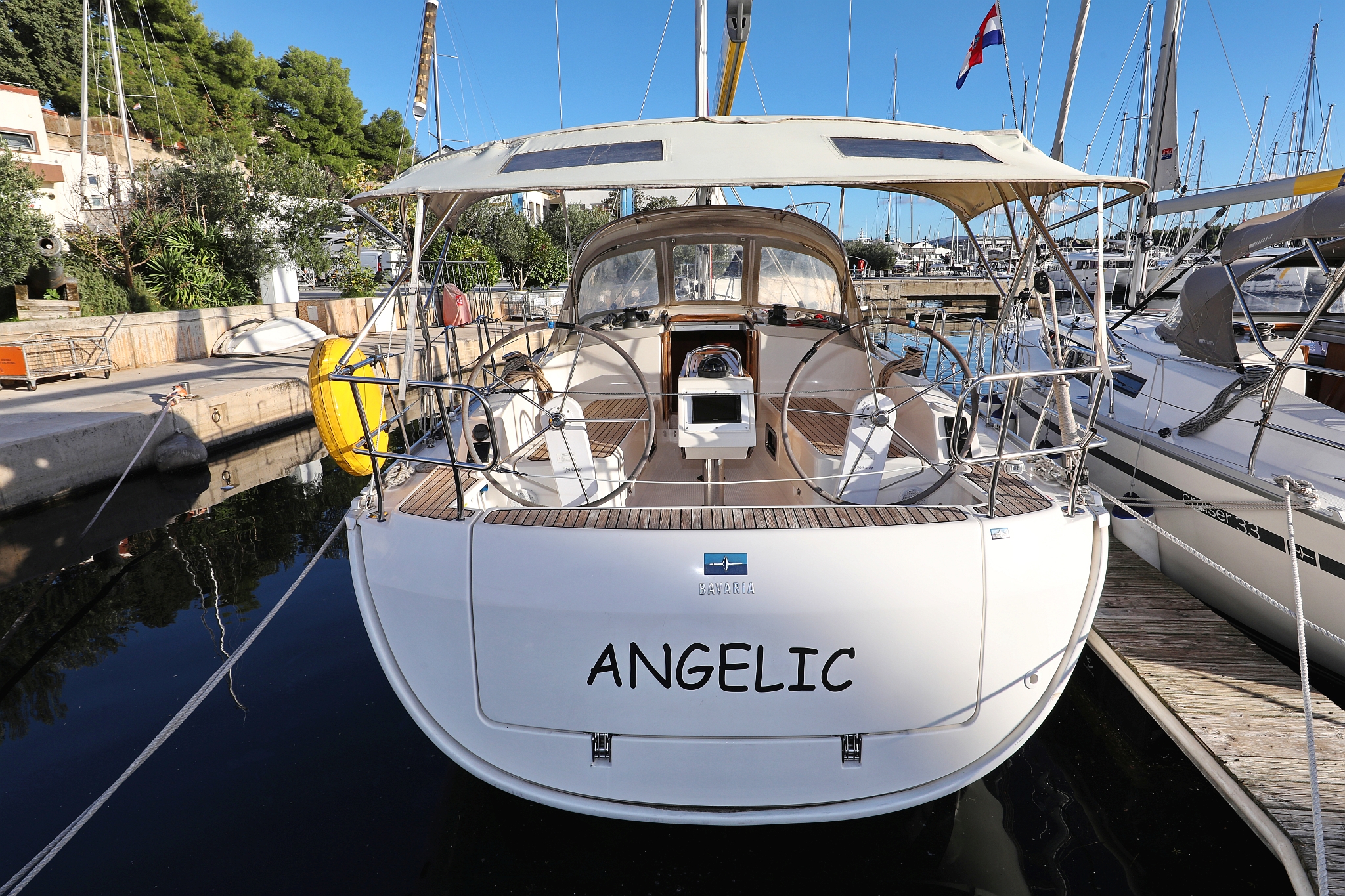 Bavaria Cruiser 37 - 3 cab. — photo 1