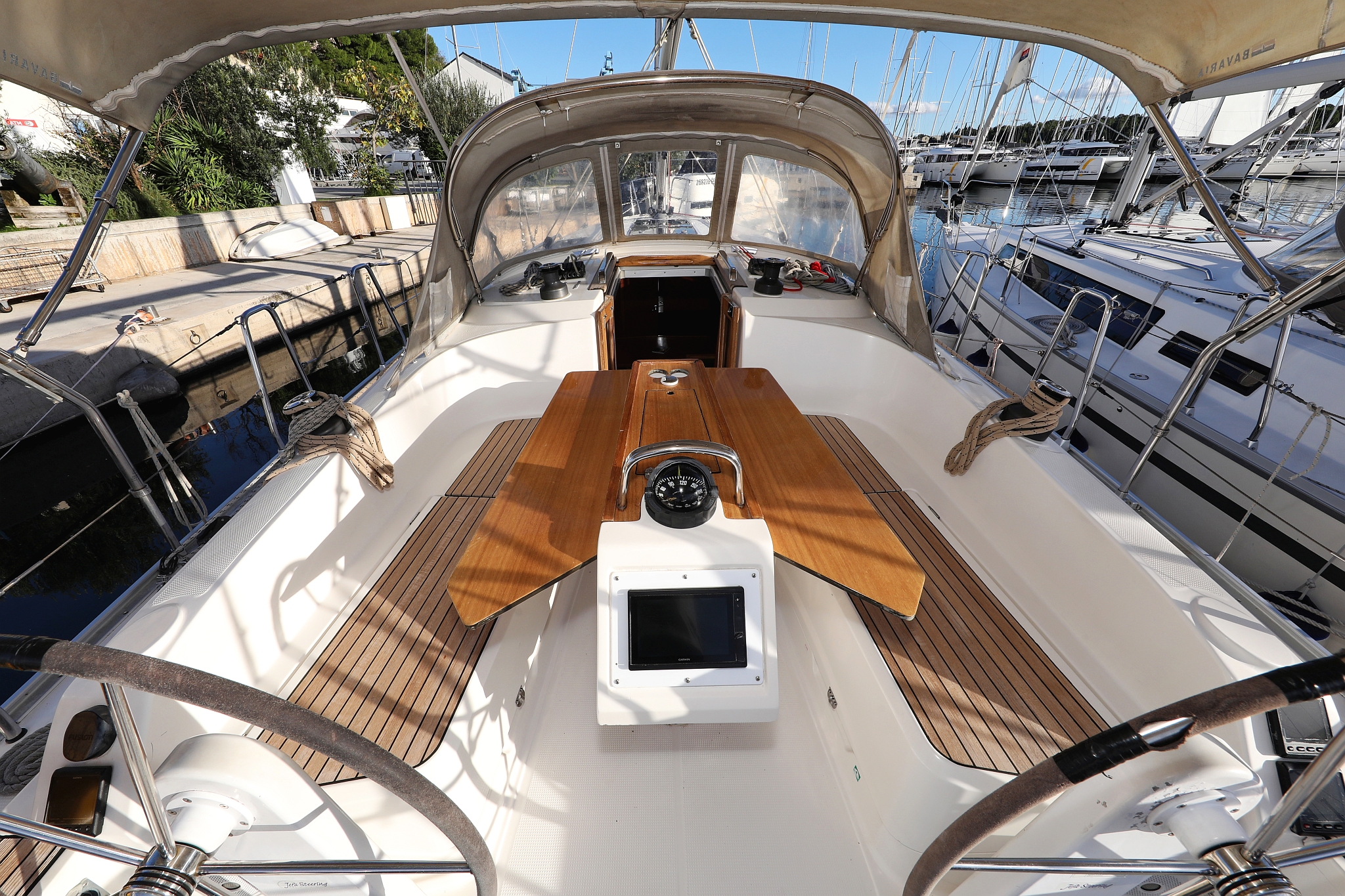 Bavaria Cruiser 37 - 3 cab. — photo 6